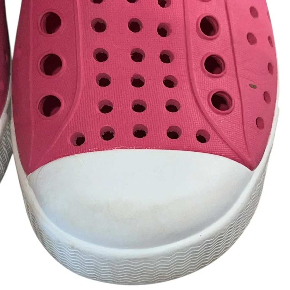 Native Jefferson Hollywood Pink/Shell White Cap Toe Shoe
